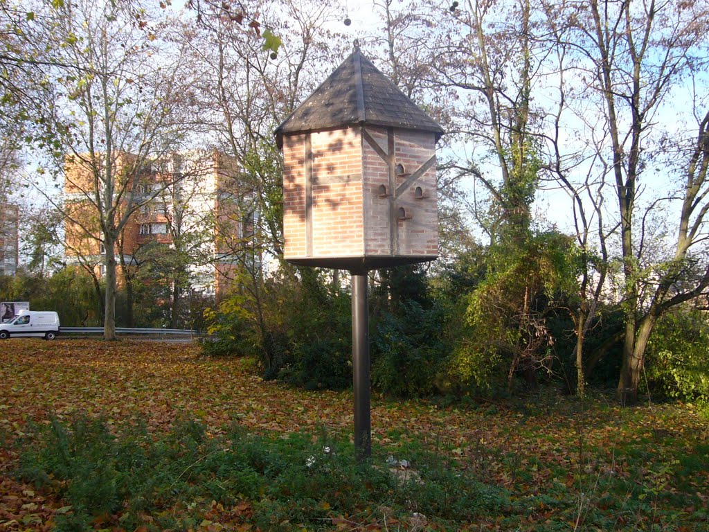 pigeonnier de la rue Gabriel Lacassagne à Fontenay-sous-Bois (Val-de-Marne)