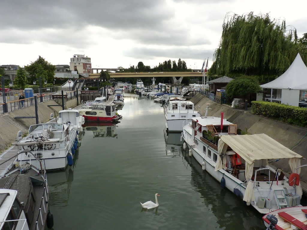 Le Port de plaisance de Nogent/Marne.