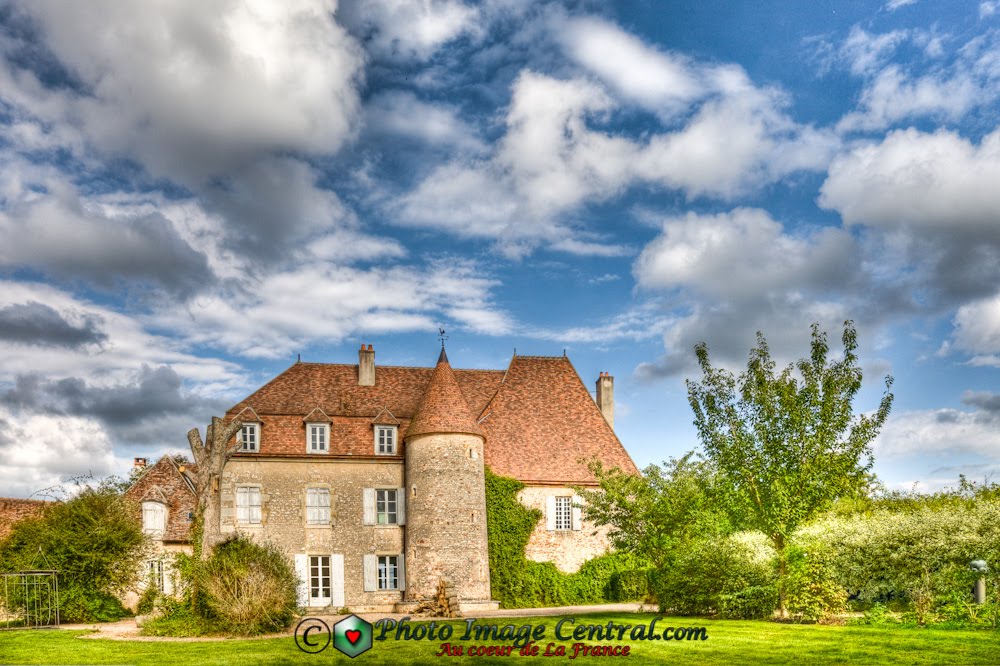 Le château de Drulon. 18170 Loye sur Arnon