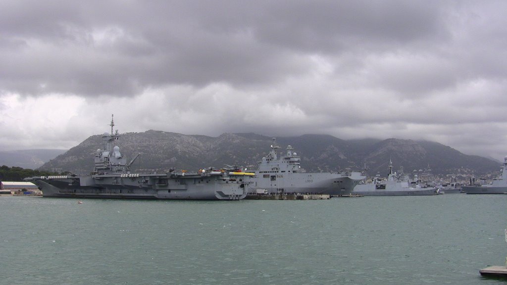 aircraft-carrier Charles de Gaulle, Toulon