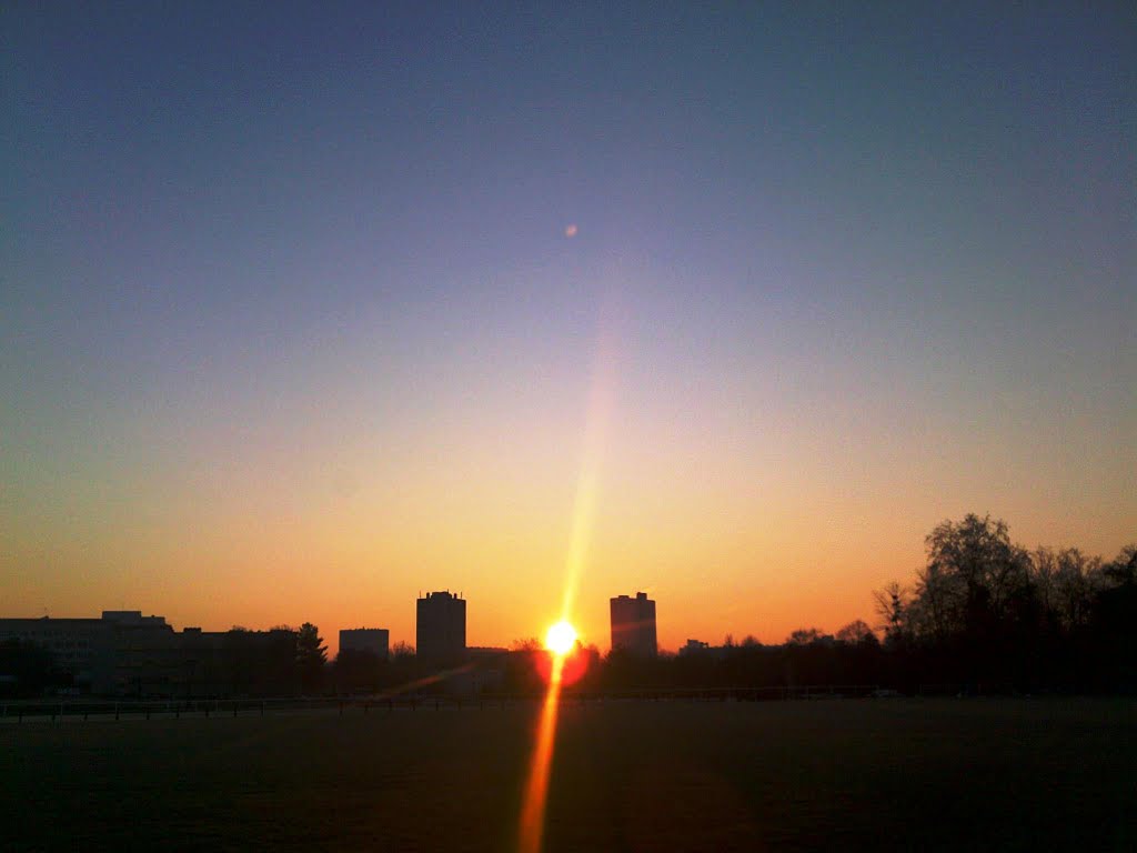 Le Lever du soleil.  . To look at the full screen.