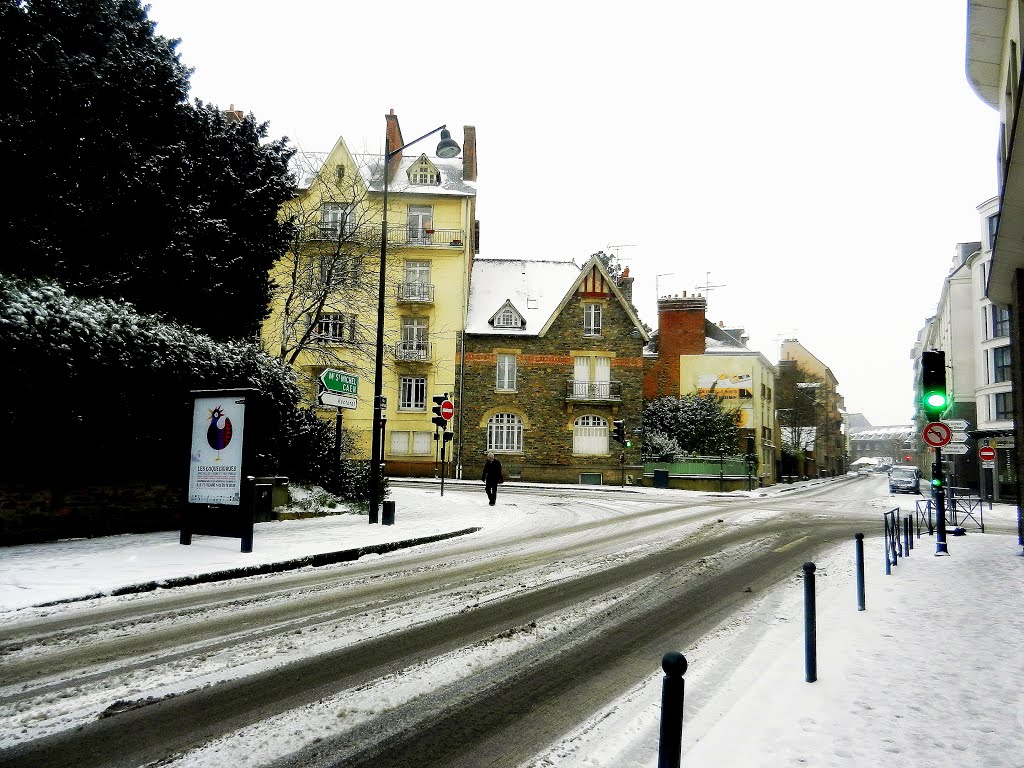 Ma ville, , Rennes. La seule journée de neige 18/01/13. Rue dAntrain.