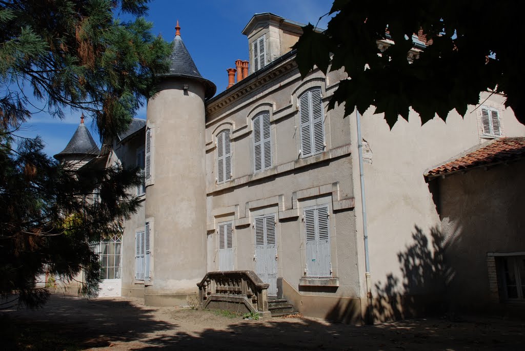 chateau de mizerieux