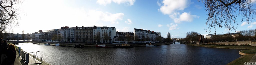 Panorama Nantes River