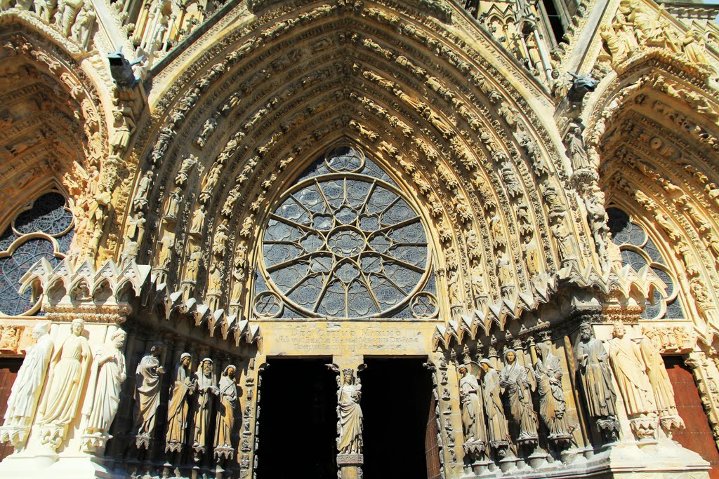 Cathédrale Notre-Dame. Portail central. Reims.