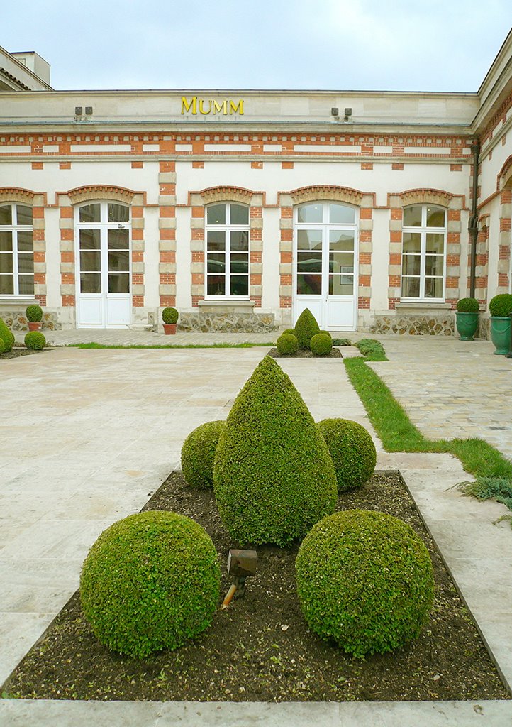 Champagner G. H. MUMM & Cie, Reims, Frankreich