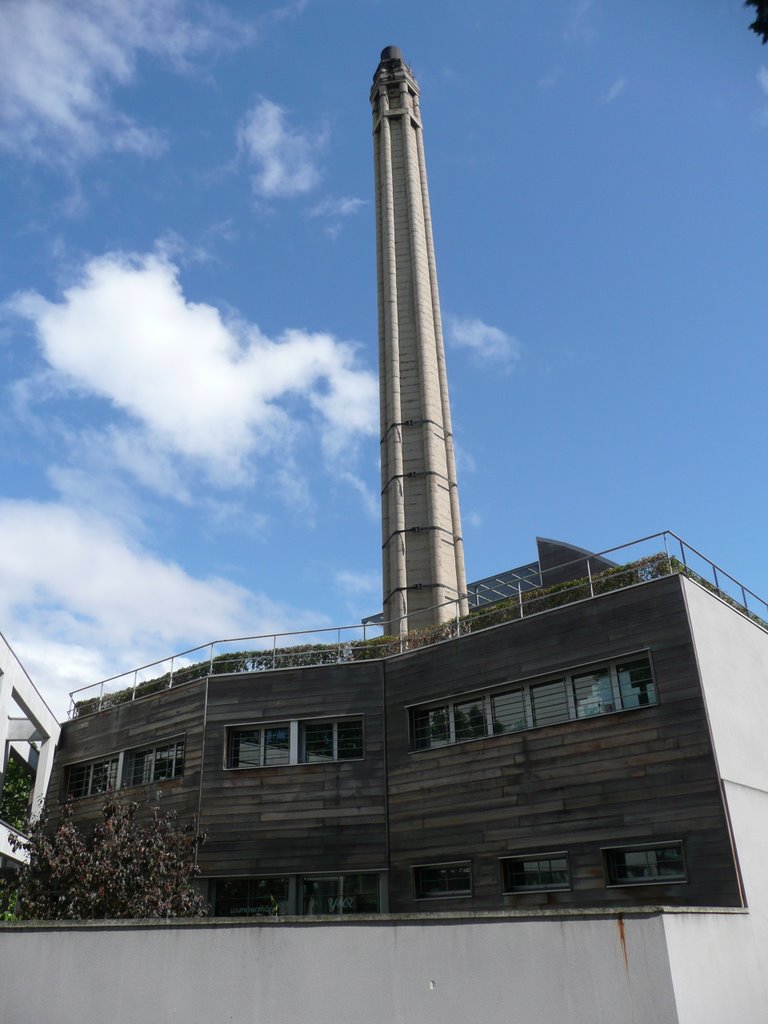 Cheminée de lancienne blanchisserie Robat
