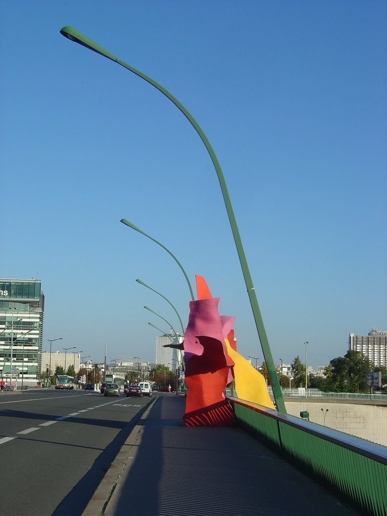 artists private phone shelter - sculpture by Sophie Calle and Frank Ghery