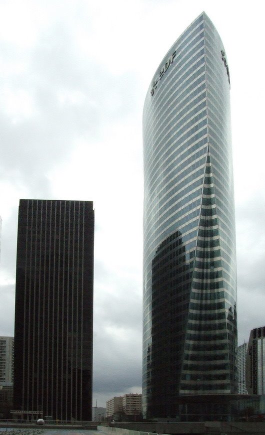 Paris - La Defense - Tour EDF e Tour Atlantique