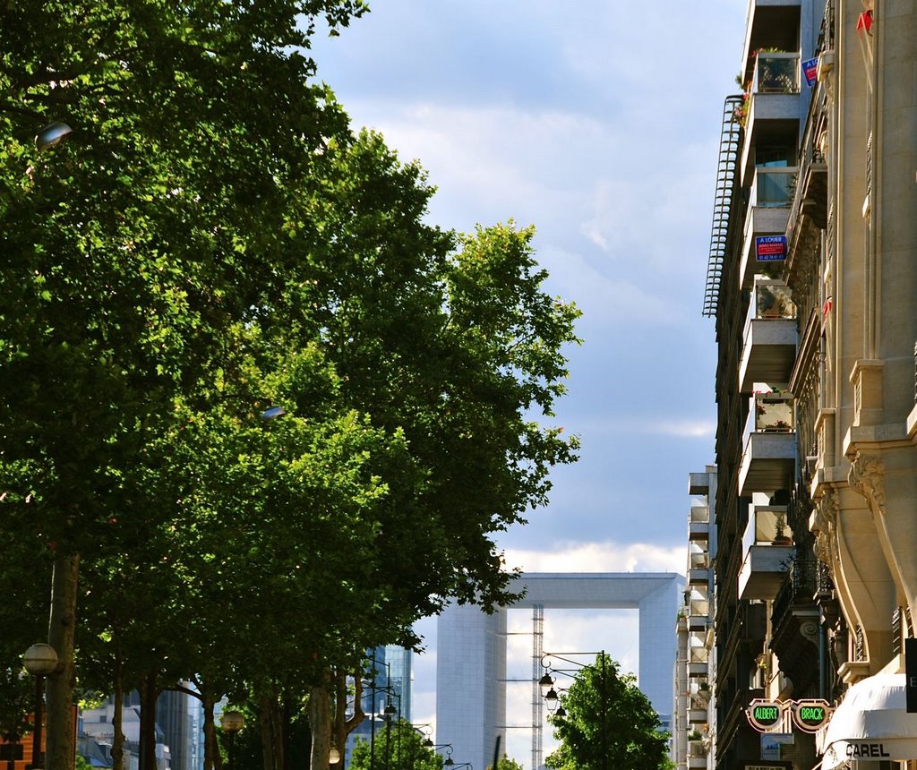 Grande arche de la Défense depuis Neuilly