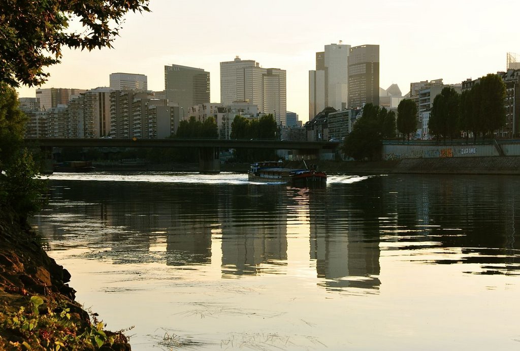 Reflets des tours de la Défense