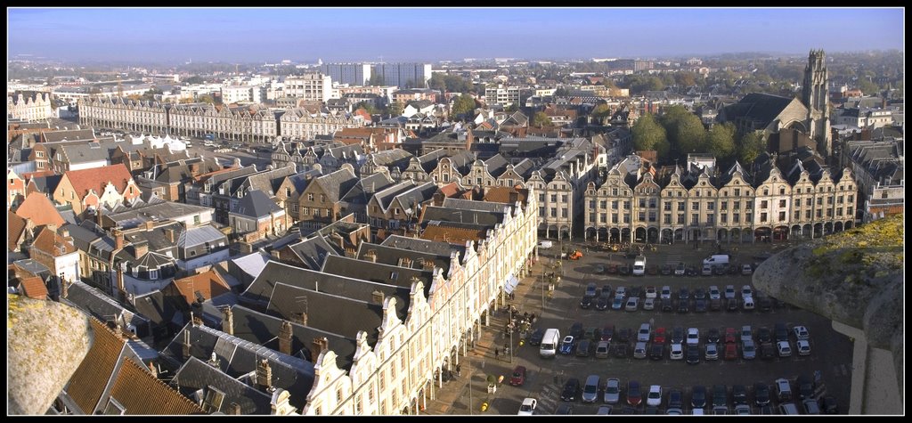 Arras, Panorama sur les deux places depuis le beffroi