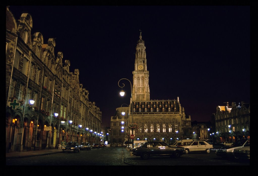 Arras place des heros nocturne