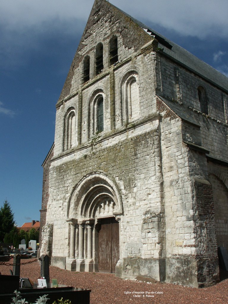Heuchin - Léglise