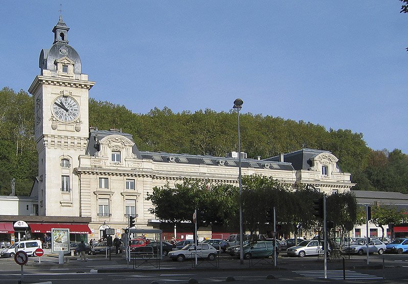 Bayonne railway station