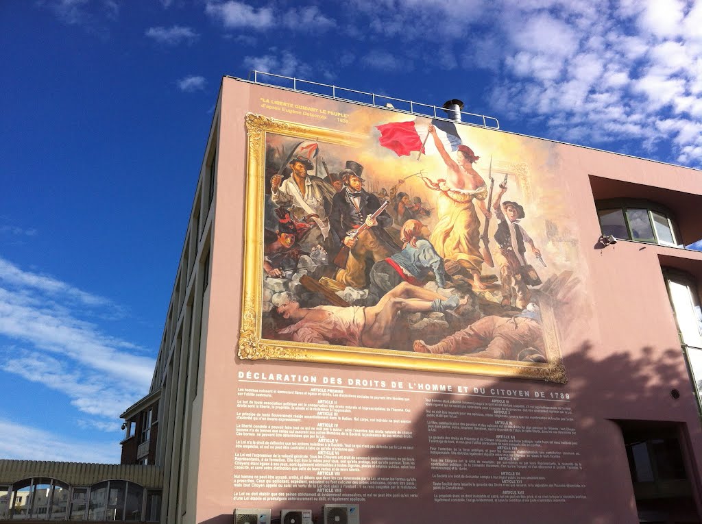 À larrière de la mairie de Drancy