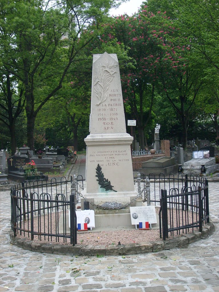 93-Bobigny monument aux morts