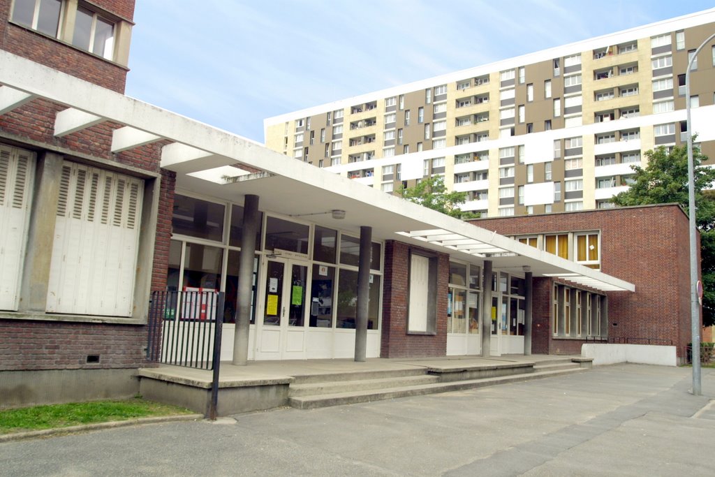 Ecole André Boulloche élémentaire et terre st Blaise Maternelle