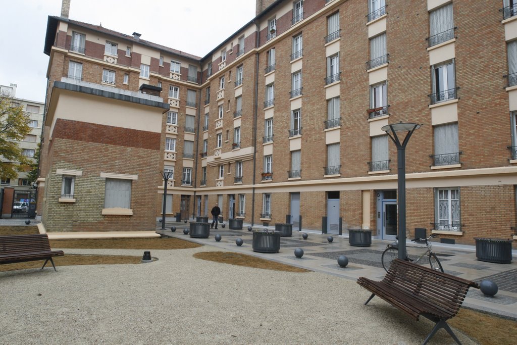 Place Albert Thomas