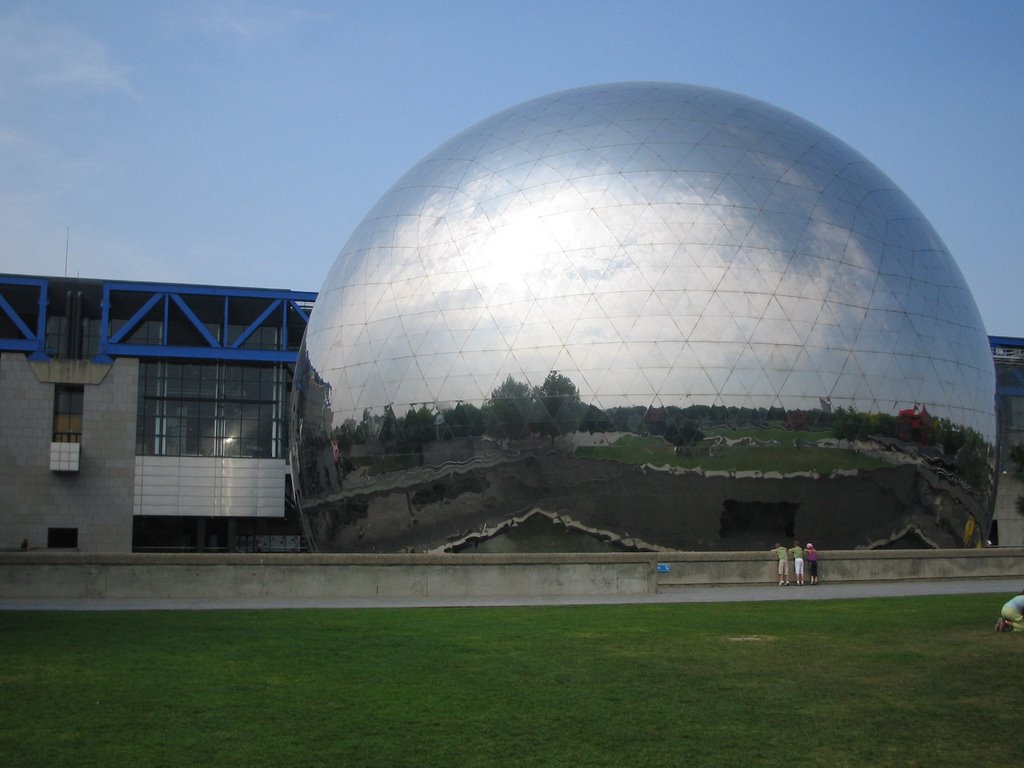 Parigi, Parc de la Villette, Géode