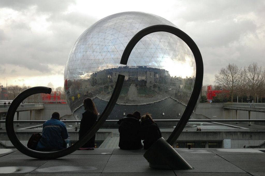 La Géode in the Parc de la Villette, Paris