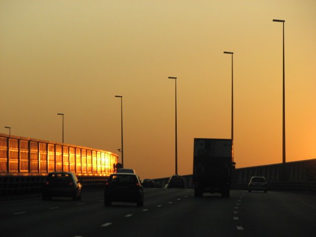 Autoroute A86 - morning light near La Courneuve