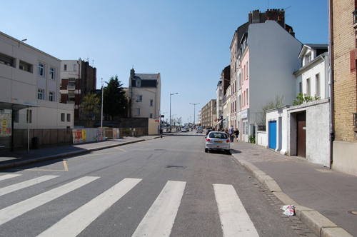 Rue Frédéric Bellanger - vers la mer - Le Havre