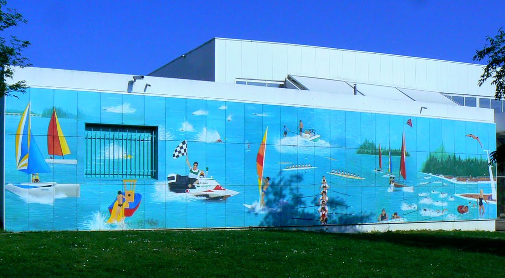 Fresque de la piscine de Mâcon