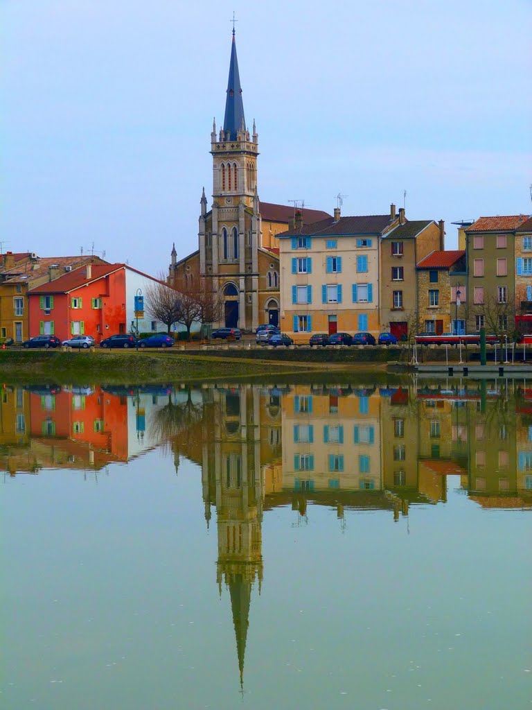 Eglise de St Laurent sur Saône
