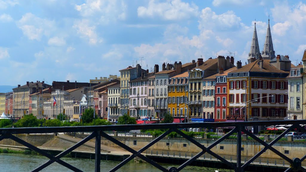 Maisons sur les quais Mâcon