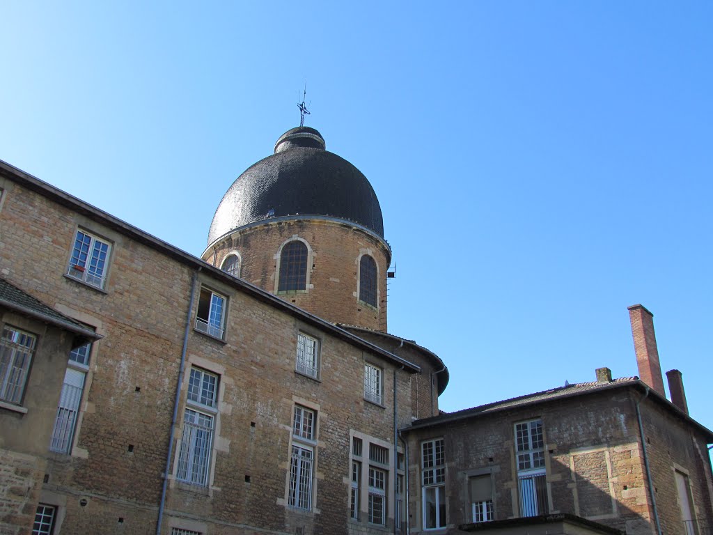 Dôme de lHôtel-Dieu de Mâcon # Saône-et-Loire (71) .