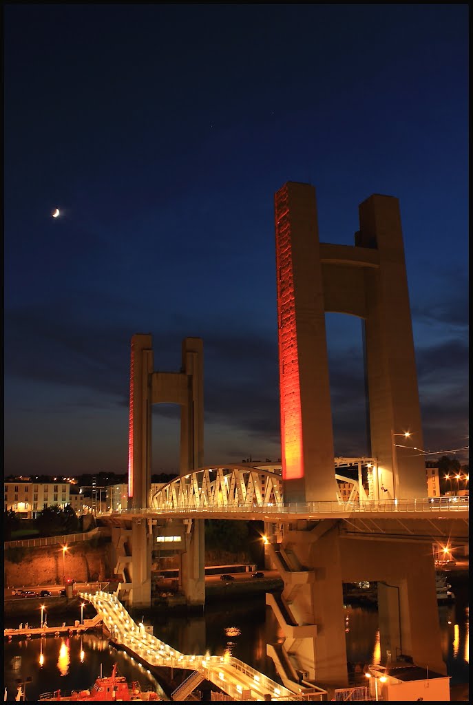 le pont de recouvrance bien luné