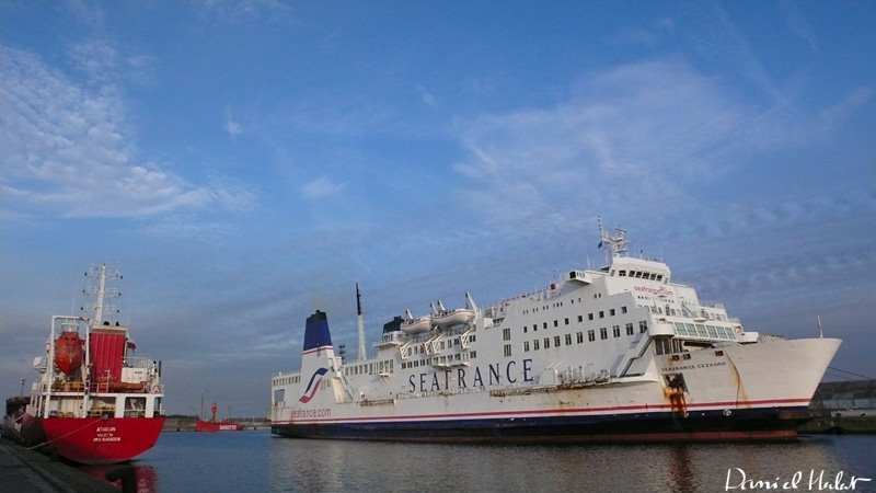 Ferries à quai - 210209 - Ferry docked