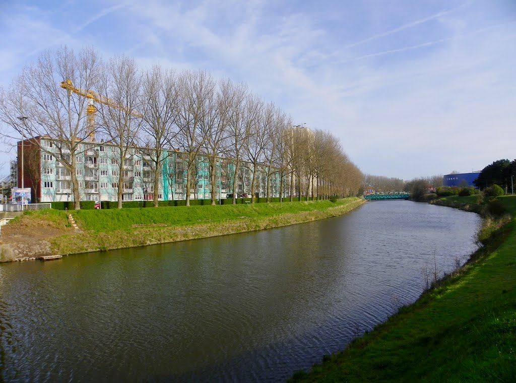 Coudekerque-Branche - Canal des Moères - vue sur le pont de la D601