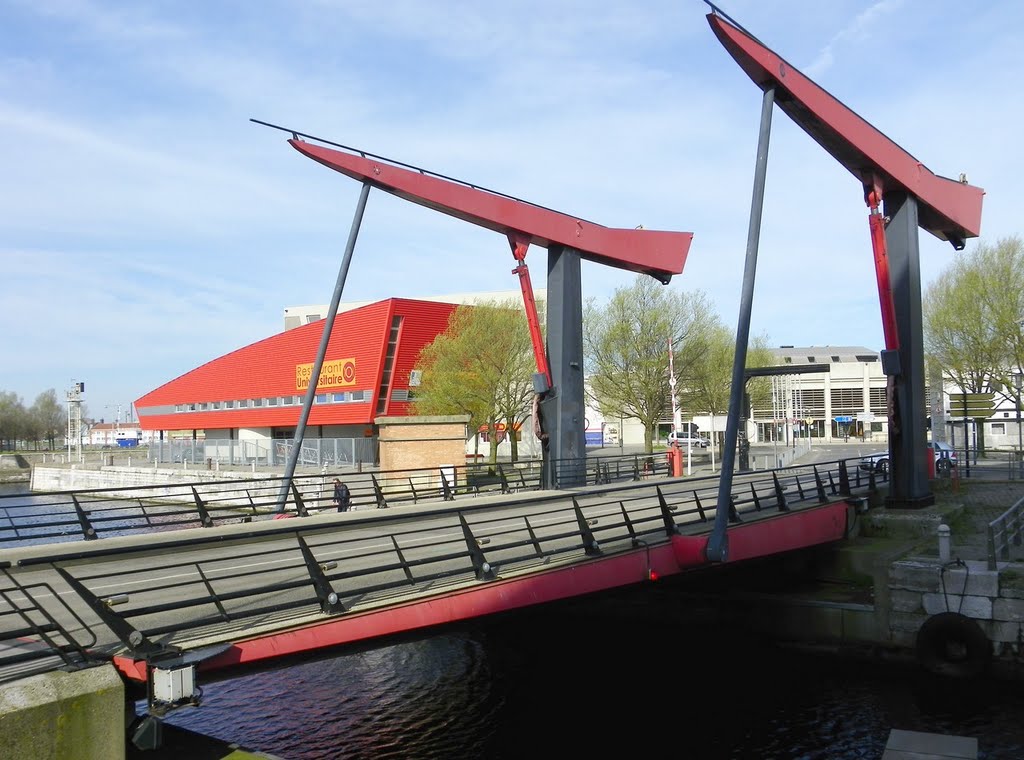 Dunkerque - Le pont basculant
