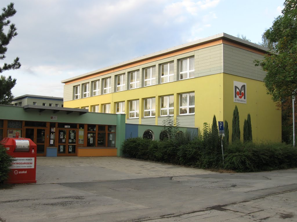 Karviná - Hranice,základní škola Mendelova