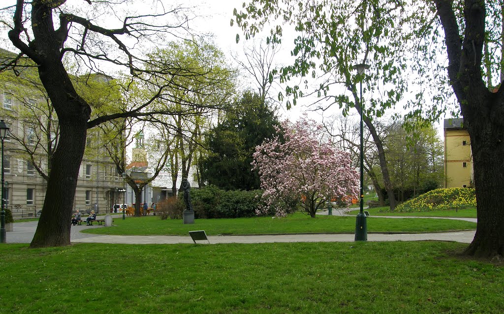 Opava - jarní barvy v parku (spring colors in the park), 1