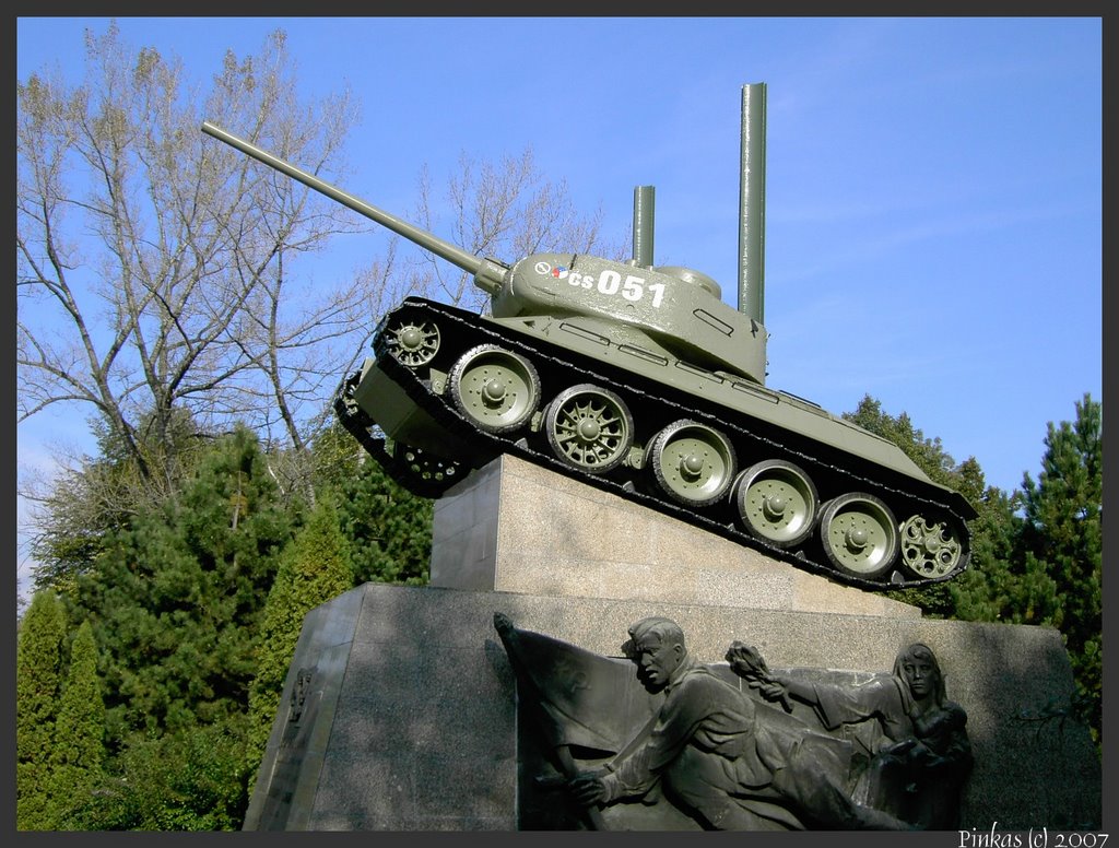 pamatnik T34 u Sikorova mostu by JP