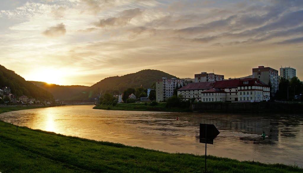 O świcie nad Łabą