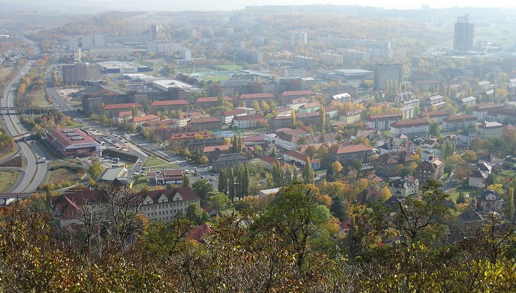 Pohled z Hněvína na Most