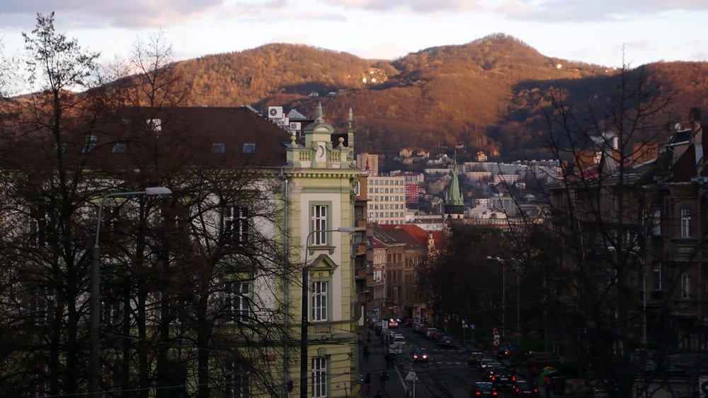 Vysoký ostrý
