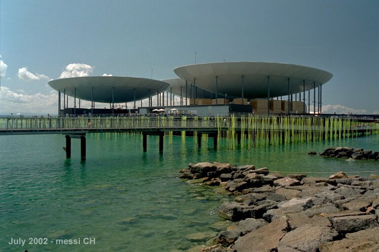 (messi02) Neuchâtel – Expo02 [230°]