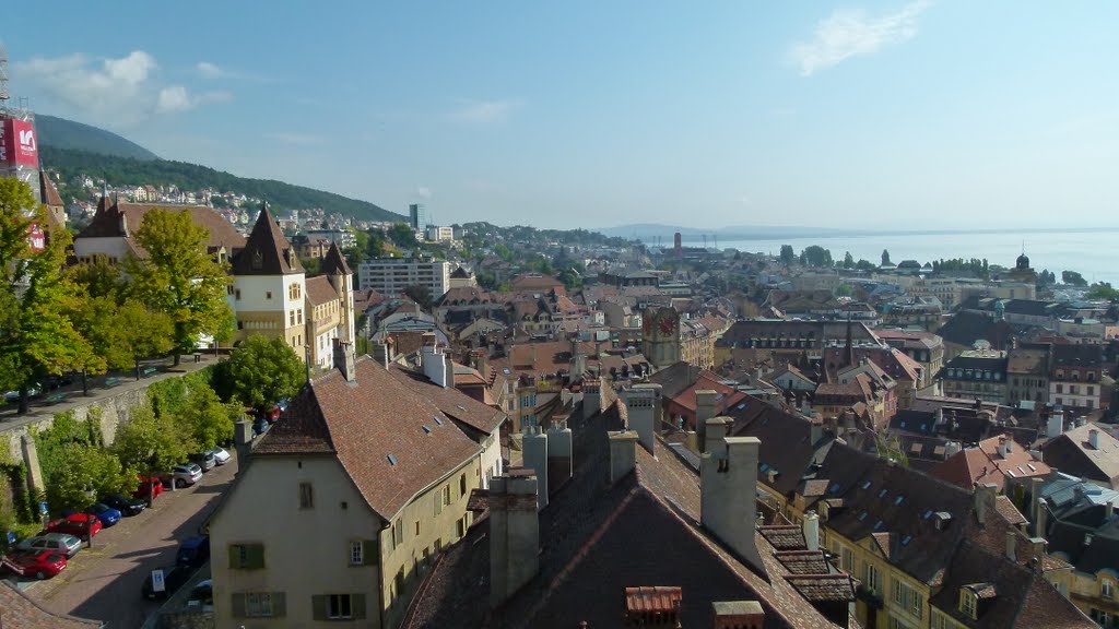 Vue de Neuchâtel depuis la Tour des Prisons   ►Look Around