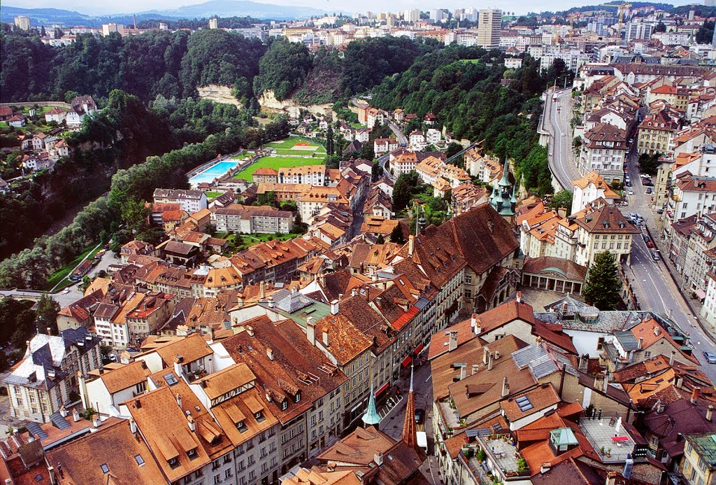 Fribourg, veduta aerea 1, agosto 2002
