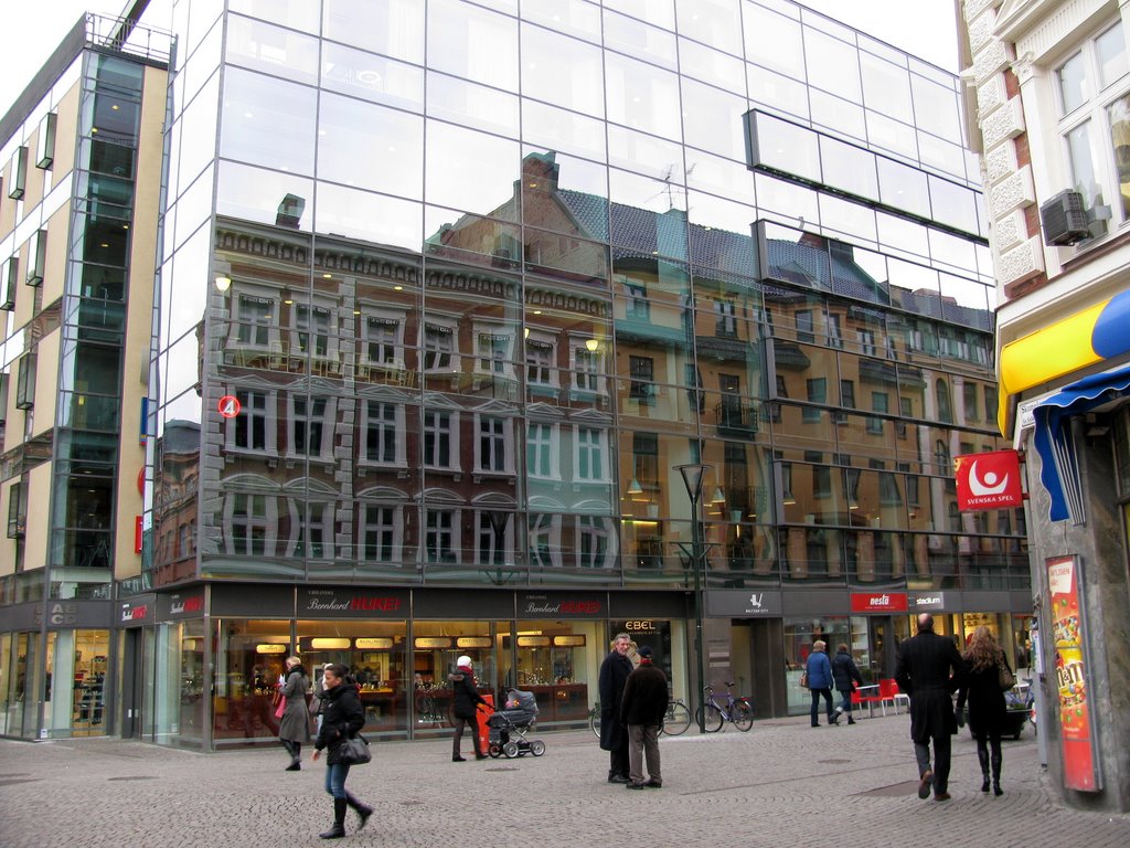 Reflection-Malmö- Winter