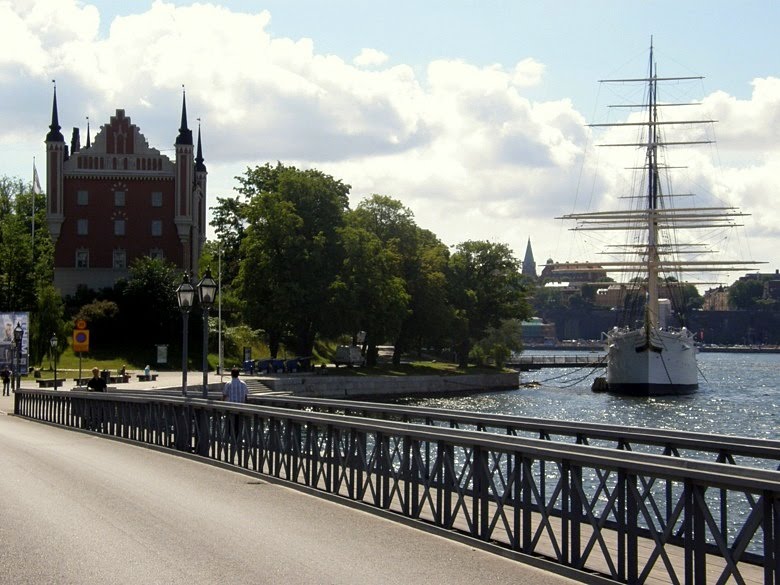 Stockholm - en romantisk plats med en segelbåt (romantické místo s plachetnicí; a romantic place with a sailboat), Sweden