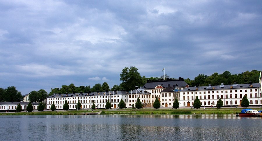 Karlbergs Slott
