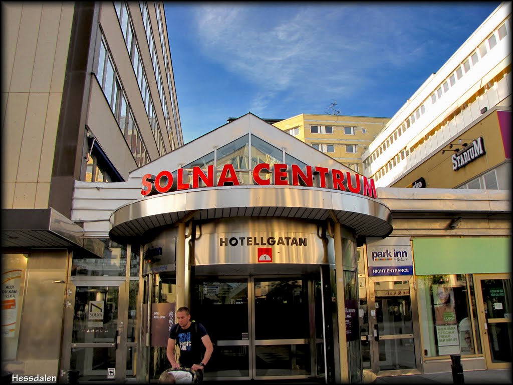 Hotellgatan, Centralvagen, Solna Centrum, Sweden.