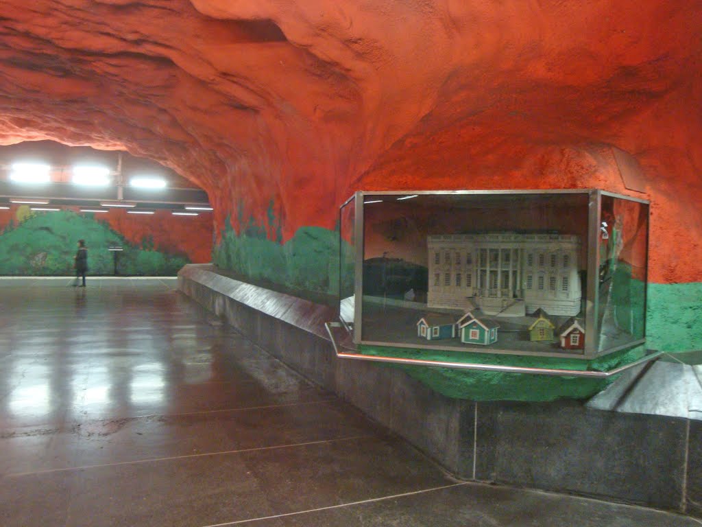 Estocolmo, Metro Solna Centrum
