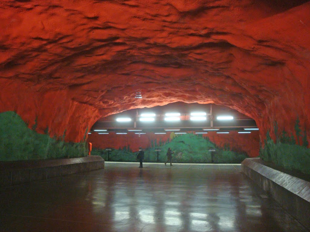 Estocolmo, Metro Solna Centrum